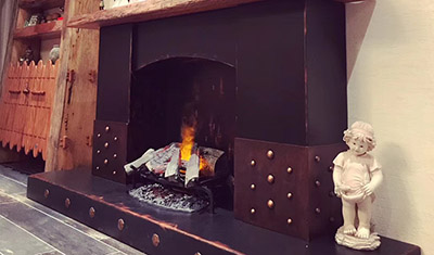 西部牛仔家具展厅雾化电壁炉装修案例