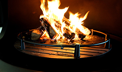 壁炉不是什么木头都能烧